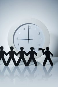 域名竞价中的代理出价怎么用